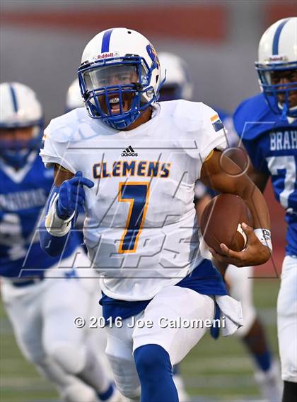 Thumbnail 2 in Clemens @ MacArthur [Douglas] photogallery.