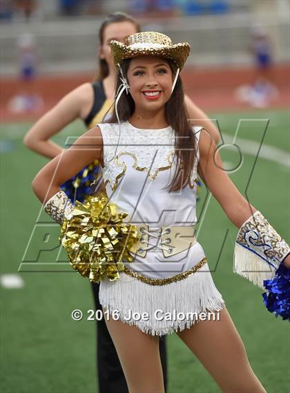 Thumbnail 3 in Clemens @ MacArthur [Douglas] photogallery.