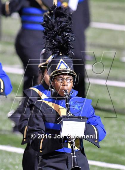 Thumbnail 1 in Clemens @ MacArthur [Douglas] photogallery.
