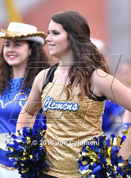 Thumbnail 2 in Clemens @ MacArthur [Douglas] photogallery.