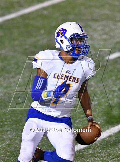 Thumbnail 2 in Clemens @ MacArthur [Douglas] photogallery.