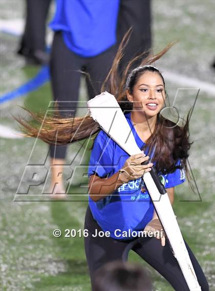 Thumbnail 2 in Clemens @ MacArthur [Douglas] photogallery.