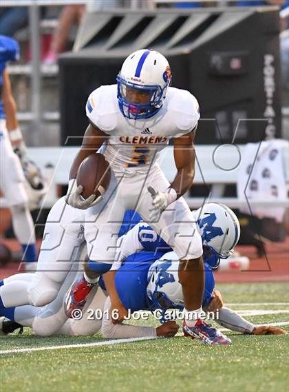 Thumbnail 3 in Clemens @ MacArthur [Douglas] photogallery.