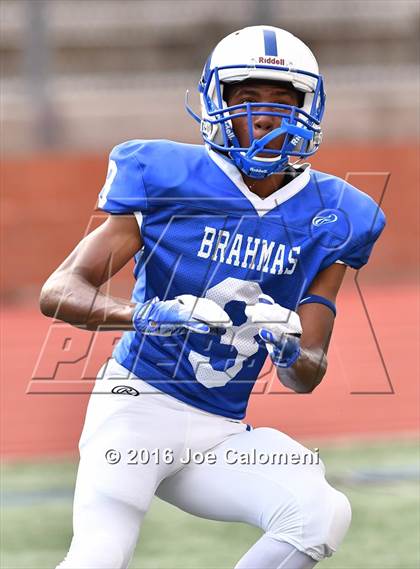 Thumbnail 3 in Clemens @ MacArthur [Douglas] photogallery.
