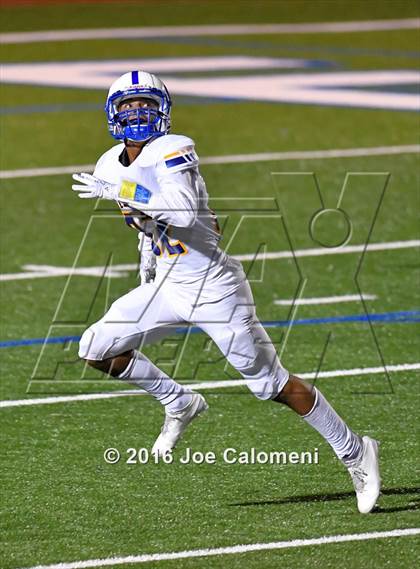 Thumbnail 2 in Clemens @ MacArthur [Douglas] photogallery.