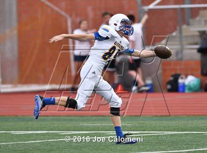 Thumbnail 3 in Clemens @ MacArthur [Douglas] photogallery.