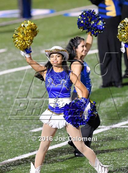 Thumbnail 2 in Clemens @ MacArthur [Douglas] photogallery.