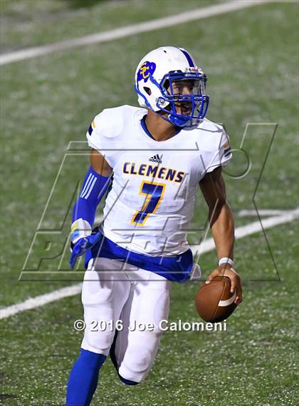 Thumbnail 1 in Clemens @ MacArthur [Douglas] photogallery.