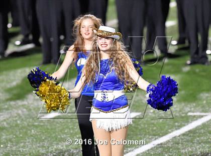 Thumbnail 1 in Clemens @ MacArthur [Douglas] photogallery.