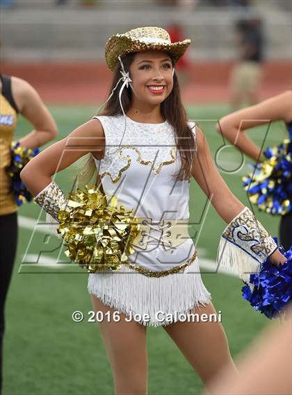 Thumbnail 2 in Clemens @ MacArthur [Douglas] photogallery.