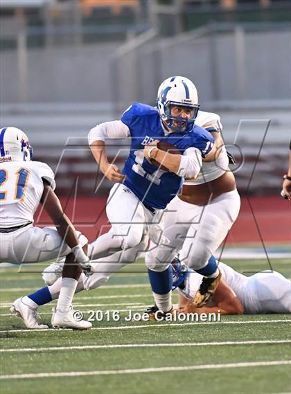 Thumbnail 3 in Clemens @ MacArthur [Douglas] photogallery.