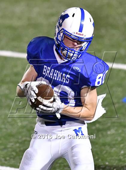 Thumbnail 3 in Clemens @ MacArthur [Douglas] photogallery.