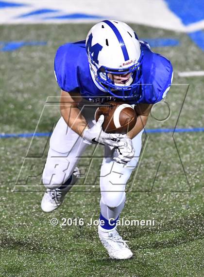 Thumbnail 2 in Clemens @ MacArthur [Douglas] photogallery.