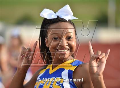 Thumbnail 2 in Clemens @ MacArthur [Douglas] photogallery.