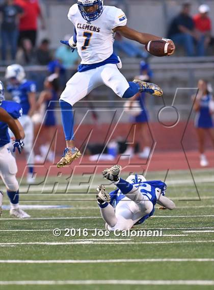 Thumbnail 2 in Clemens @ MacArthur [Douglas] photogallery.