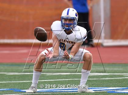 Thumbnail 3 in Clemens @ MacArthur [Douglas] photogallery.