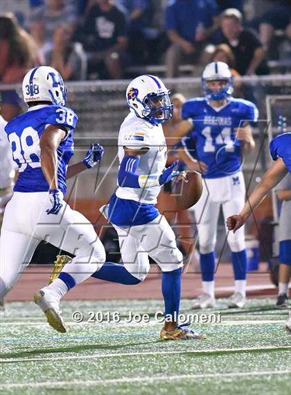 Thumbnail 1 in Clemens @ MacArthur [Douglas] photogallery.