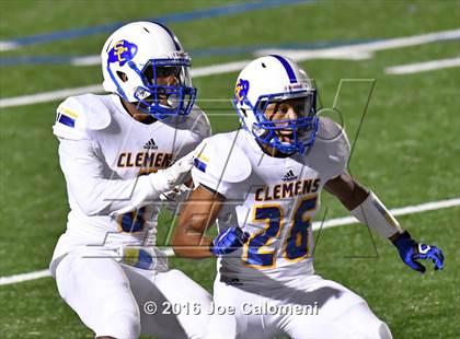Thumbnail 3 in Clemens @ MacArthur [Douglas] photogallery.