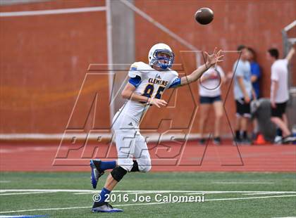 Thumbnail 1 in Clemens @ MacArthur [Douglas] photogallery.