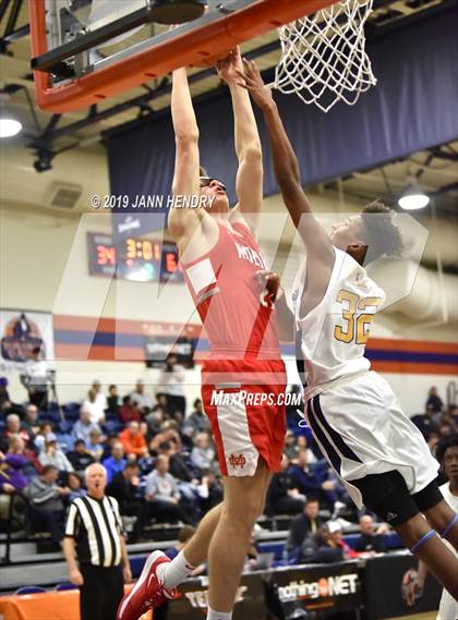 Thumbnail 3 in Mater Dei vs. Putnam City West (Tarkanian Classic) photogallery.