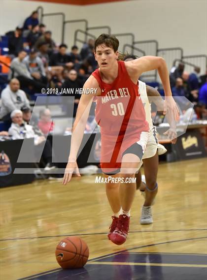 Thumbnail 1 in Mater Dei vs. Putnam City West (Tarkanian Classic) photogallery.