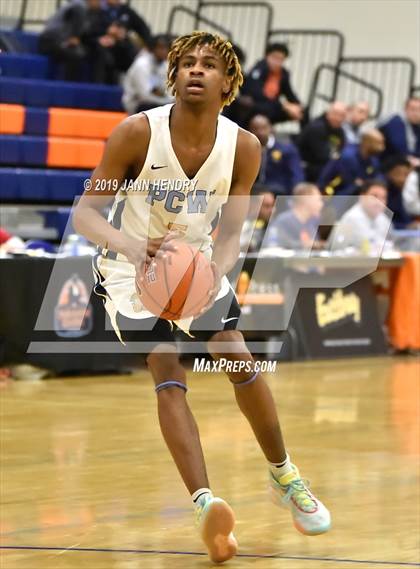 Thumbnail 1 in Mater Dei vs. Putnam City West (Tarkanian Classic) photogallery.