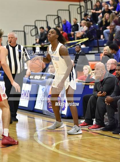 Thumbnail 3 in Mater Dei vs. Putnam City West (Tarkanian Classic) photogallery.