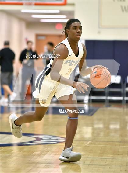 Thumbnail 3 in Mater Dei vs. Putnam City West (Tarkanian Classic) photogallery.