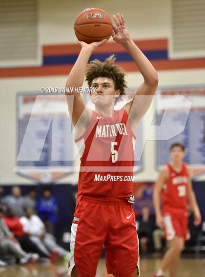 Thumbnail 2 in Mater Dei vs. Putnam City West (Tarkanian Classic) photogallery.