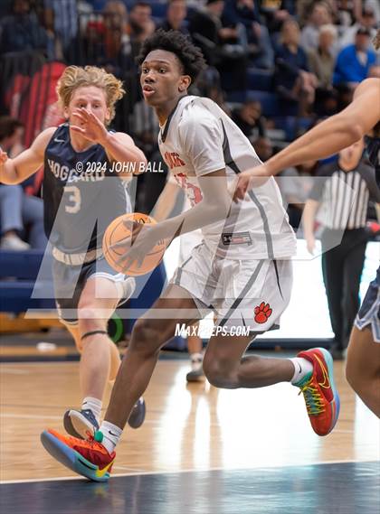 Thumbnail 2 in Hoggard vs. New Hanover photogallery.