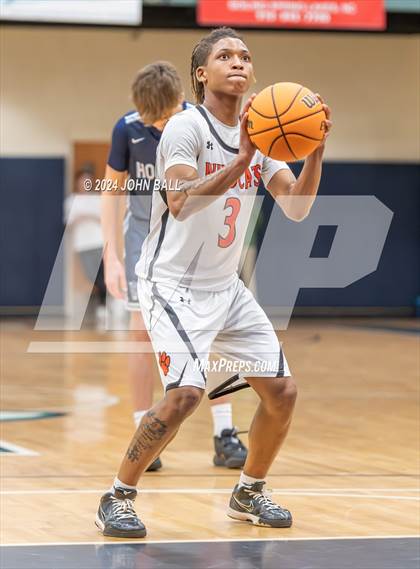 Thumbnail 2 in Hoggard vs. New Hanover photogallery.