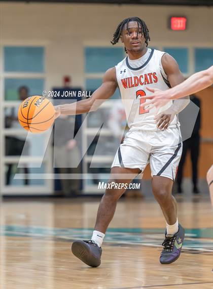 Thumbnail 3 in Hoggard vs. New Hanover photogallery.