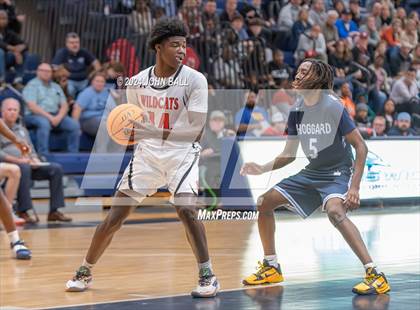 Thumbnail 2 in Hoggard vs. New Hanover photogallery.