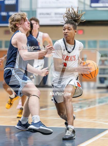 Thumbnail 2 in Hoggard vs. New Hanover photogallery.