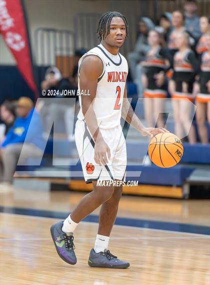 Thumbnail 3 in Hoggard vs. New Hanover photogallery.
