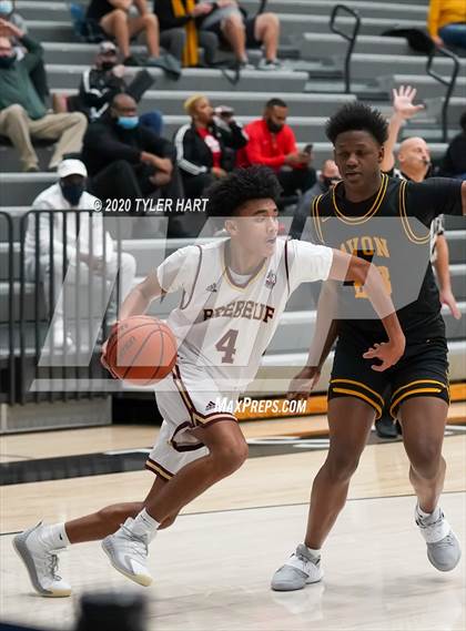 Thumbnail 3 in Brebeuf Jesuit Preparatory vs Avon (Sneakers for Santa Shootout) photogallery.