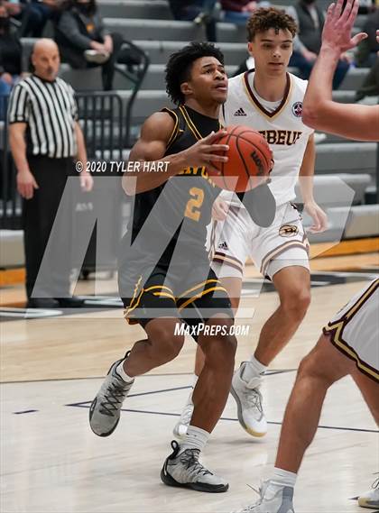 Thumbnail 1 in Brebeuf Jesuit Preparatory vs Avon (Sneakers for Santa Shootout) photogallery.