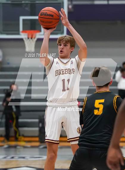 Thumbnail 3 in Brebeuf Jesuit Preparatory vs Avon (Sneakers for Santa Shootout) photogallery.