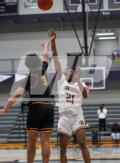Thumbnail 1 in Brebeuf Jesuit Preparatory vs Avon (Sneakers for Santa Shootout) photogallery.