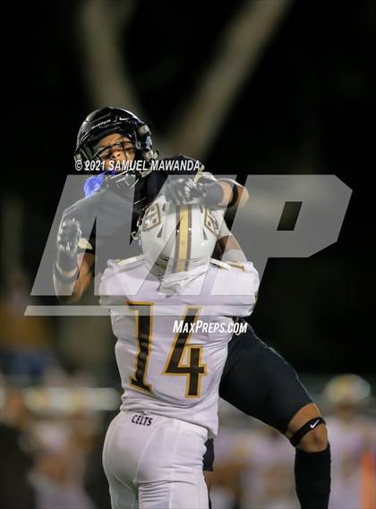 Thumbnail 1 in Crespi @  Calabasas photogallery.