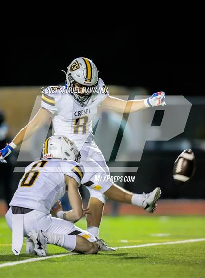 Thumbnail 3 in Crespi @  Calabasas photogallery.