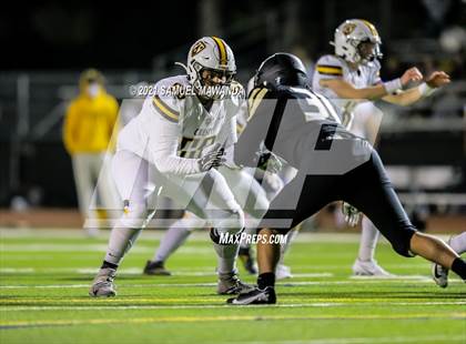 Thumbnail 2 in Crespi @  Calabasas photogallery.