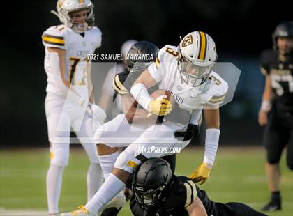 Thumbnail 3 in Crespi @  Calabasas photogallery.
