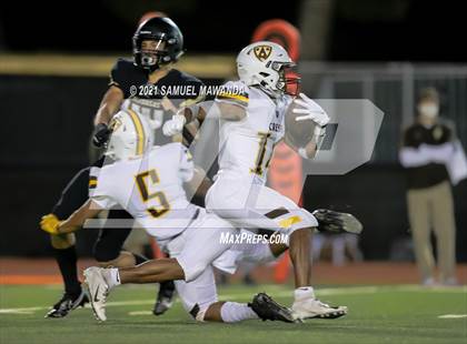 Thumbnail 2 in Crespi @  Calabasas photogallery.