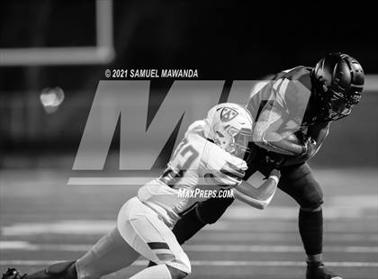 Thumbnail 3 in Crespi @  Calabasas photogallery.