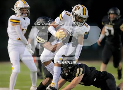 Thumbnail 2 in Crespi @  Calabasas photogallery.