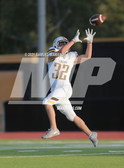 Thumbnail 3 in Crespi @  Calabasas photogallery.