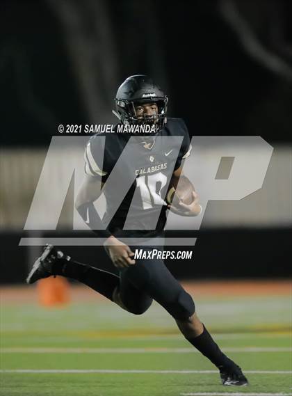 Thumbnail 3 in Crespi @  Calabasas photogallery.