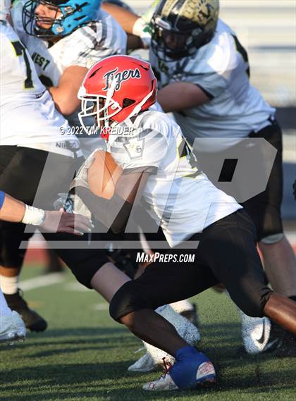 Thumbnail 2 in Titan Threadz PSFCA East/West Large School All-Star Game photogallery.