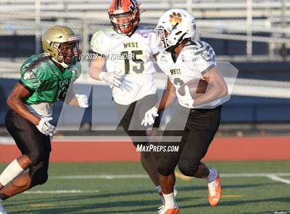 Thumbnail 1 in Titan Threadz PSFCA East/West Large School All-Star Game photogallery.